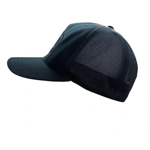 Arc'teryx Bird Word Black Cap Men’s SnapBack Mesh Logo Preowned